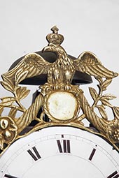 Comtoise mit seltener Adler-Spange - Monatsläufer