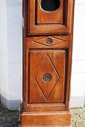 Comtoise auf Füßen - mit orig. Gehäuse