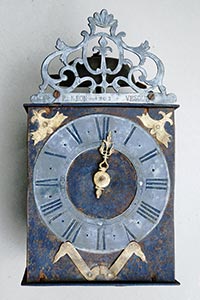 Eine der ältesten Comtoise-Uhren der Welt