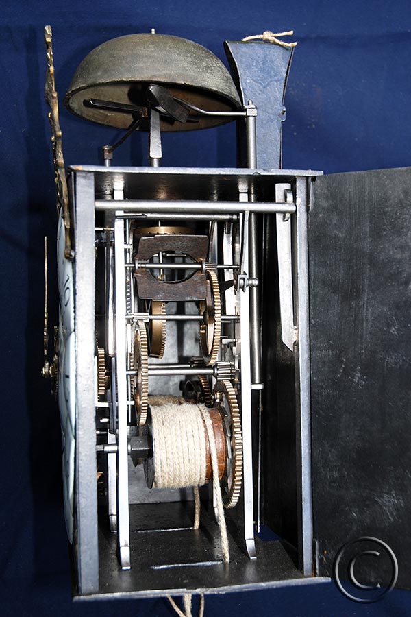 Museale Comtoise treize-pieces mit arabischen Zahlen