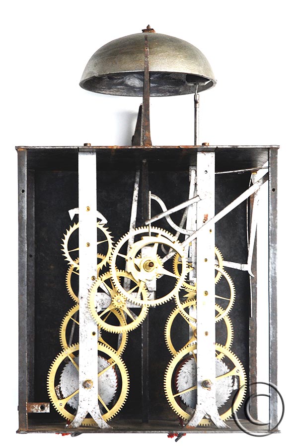 Comtoise mit seltener Adler-Spange - Monatsläufer