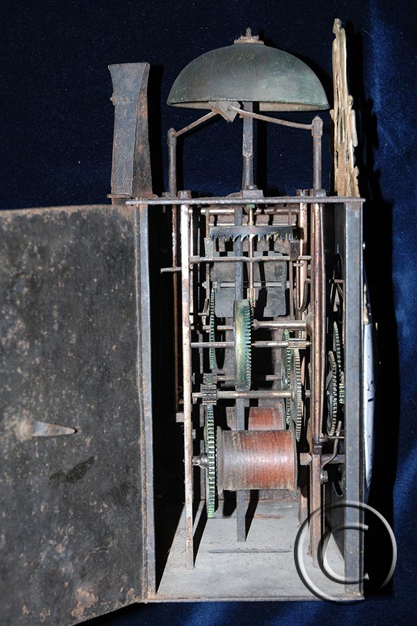 Comtoise mit Adler-Spange