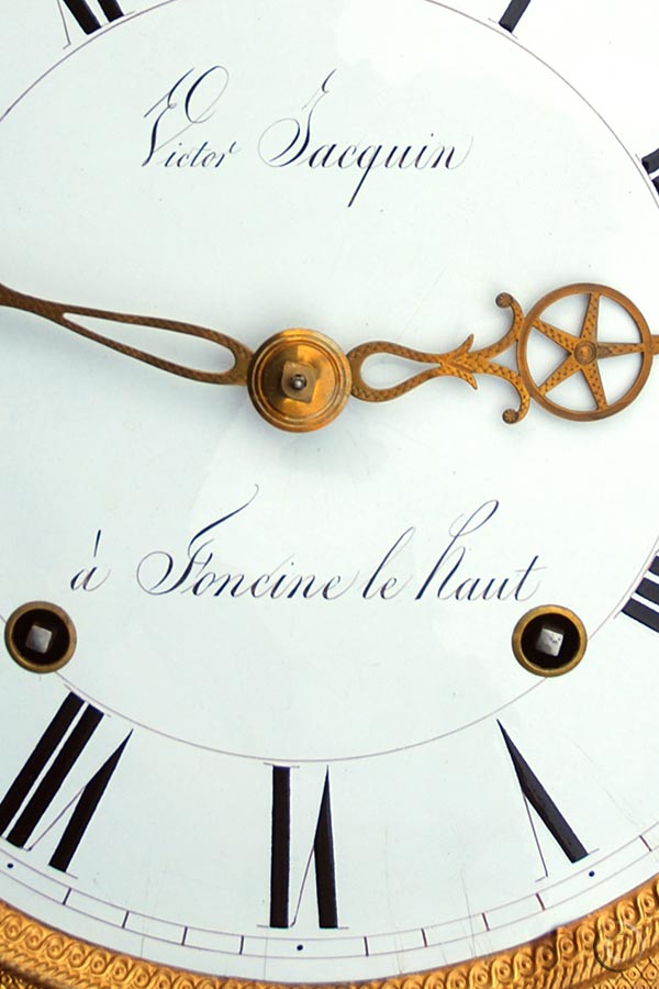 Comtoise von bekanntem Uhrmacher -
Victor Jaquin a Foncine le haut