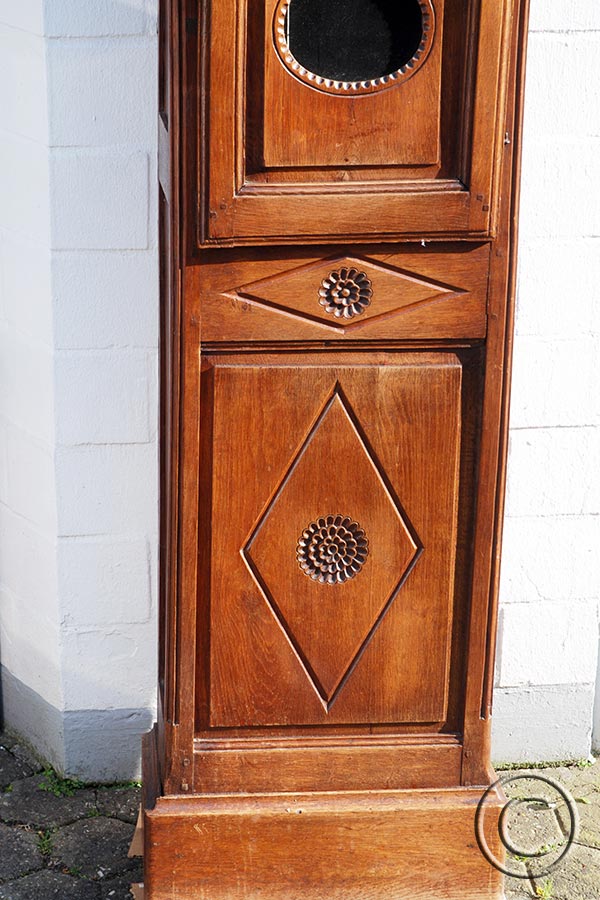 Comtoise auf Füßen - mit orig. Gehäuse