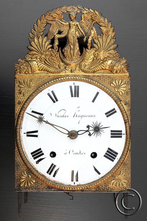 Comtoise auf Füßen - mit orig. Gehäuse