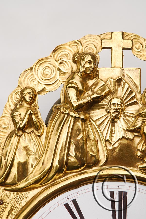 Die betende Familie vor Kreuz und Antlitz Jesus